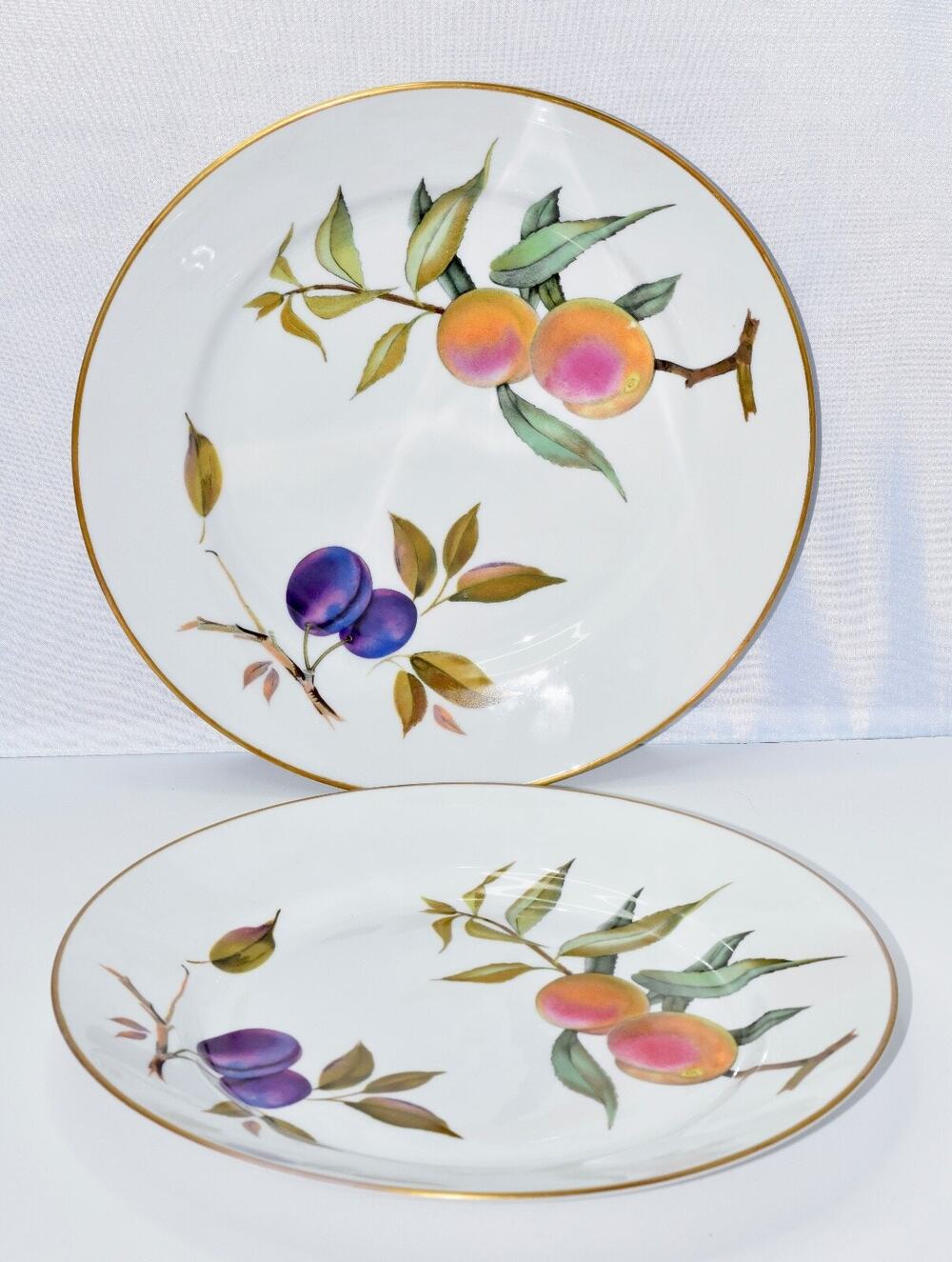 2-Dinner 10" Plates Plums & Gold Trim 1961 Royal Worcester - Evesham - Gold NEW